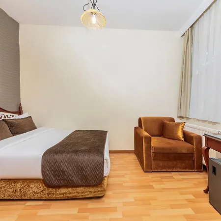 Ipek Hotel 4*