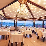 Ipek Hotel 4*