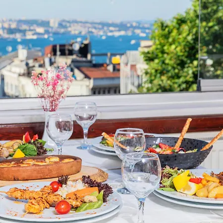 Ipek Hotell 4*