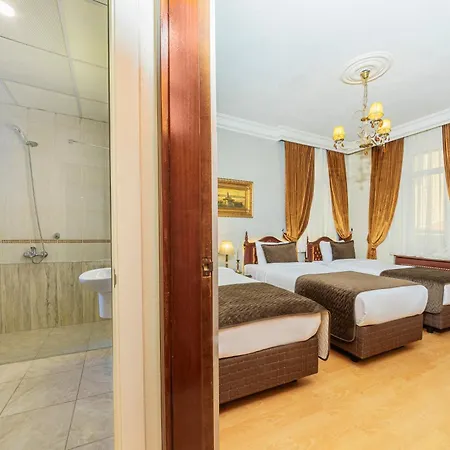 Ipek Hotell 4*