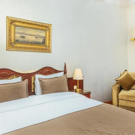 Ipek Отель 4*